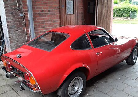 Opel GT 1900 restauriert