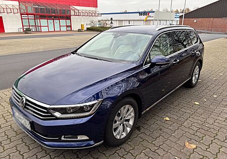 VW Passat Variant Volkswagen 2.0 TDI SCR DSG Highline Vari...