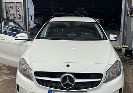 Mercedes-Benz A 160 -
