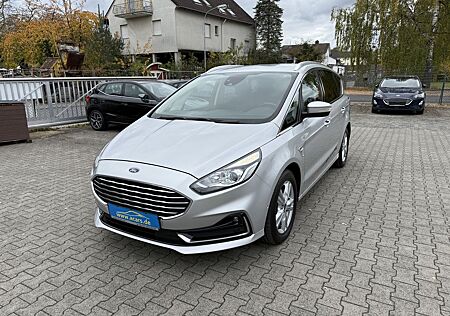 Ford S-Max Titanium 2,0 TDCI Aut Navi Kamera Temp PDC