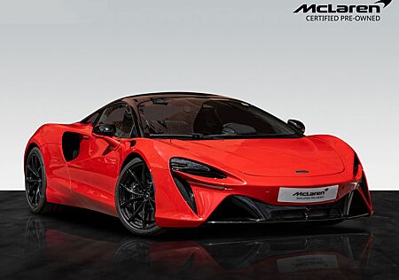 McLaren Artura Coupé | Vermillon Red | Carbon Interior