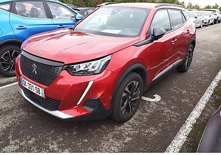 Peugeot 2008 1.2 PureTech Allure Aut. LED Display 1/2 L