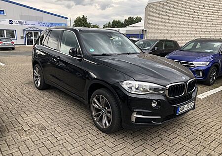 BMW X5 xDrive30d Pano Leder PDC Kamera Xenon Navi