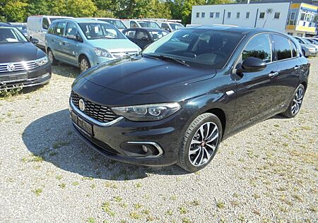 Fiat Tipo Lounge 1.3 Diesel~ Kamera ~ Gepflegt ~ Navi