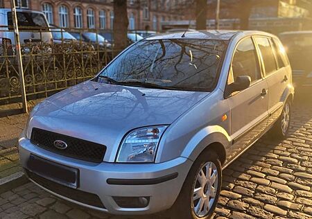 Ford Fusion 1.4 - Zahnriemen neu, Motor erneuer