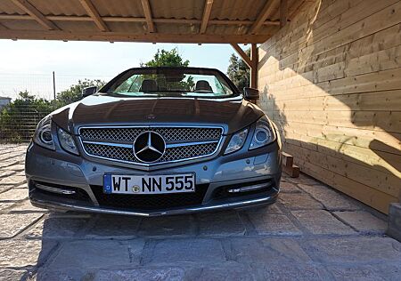 Mercedes-Benz E 220 Cabriolet CDI BlueEFF. AVANTGARD...