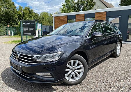 VW Passat Variant Volkswagen Business DSG/AHK/APP