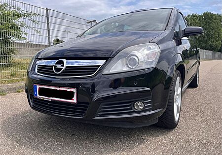 Opel Zafira B 7 Sitzer, 1. Hand, TÜV NEU, Vollausst.