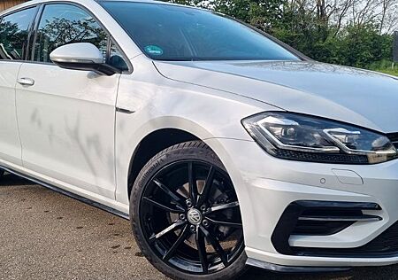 VW Golf Volkswagen 1.5 TSI ACT OPF Highline R line LED PDC