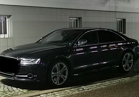 Audi S8 4.0 TFSI tiptronic quattro -