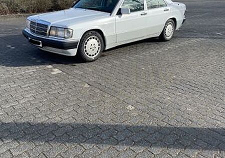 Mercedes-Benz 190 W201 TÜV 01/26