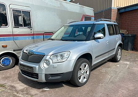 Skoda Yeti Experience 4x4 *TÜV NEU*SHZ*XENON*NAVI*AHK*