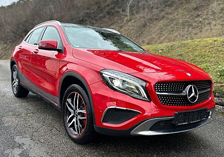 Mercedes-Benz GLA 180 GLA AHK*MB Scheckheft*Kamera*elektr. Heckklappe