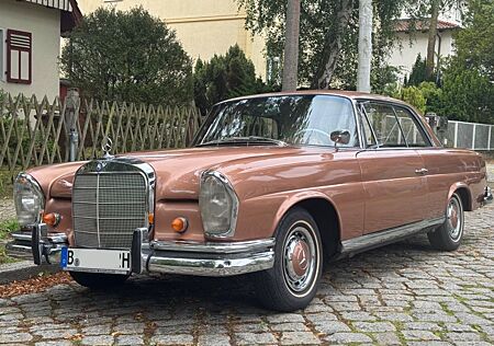 Mercedes-Benz 220 SEb W111 Motor überholt mit VIDEO
