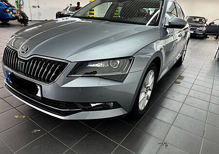 Skoda Superb 2.0 TDI SCR 140kW DSG Ambition Ambition