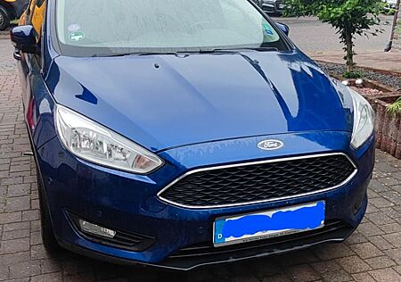 Ford Focus 1,0 EcoBoost 92kW Business Turnier Bus...