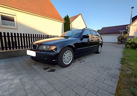 BMW 318i Touring E46