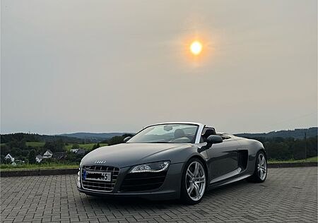 Audi R8 5.2 FSI R tronic quattro Spyder -
