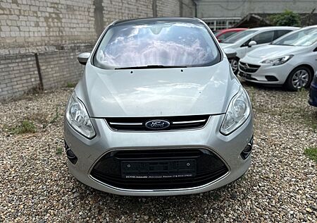 Ford C-Max Titanium