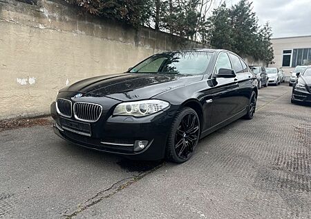 BMW 525d Lim. Automatik Leder Navi Xenon TÜV 08/2025