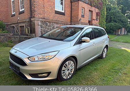 Ford Focus Turnier 1.5TDCI! Tüv NEU! Klima!