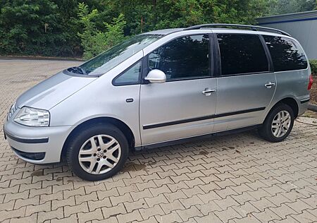 VW Sharan Volkswagen TDI, 7 Sitze, Tüv Neu, Ahk, Navi,Tempomat
