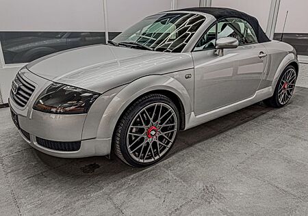 Audi TT Roadster 1.8T quattro 165 kW/Leder/Klima/Bose