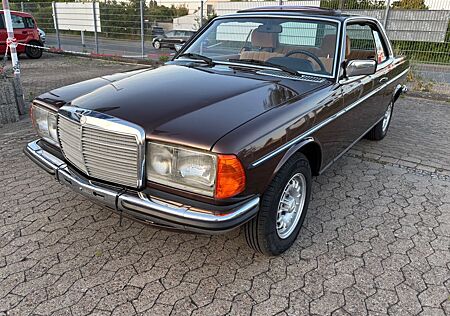 Mercedes-Benz CE 230