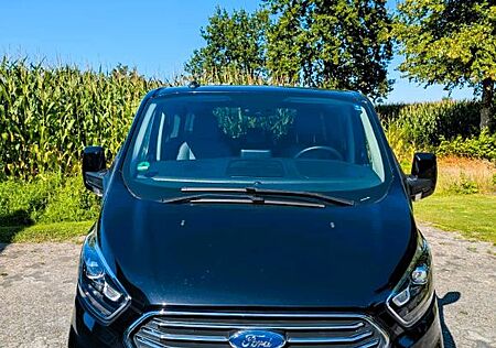 Ford Tourneo Custom L1 Titanium X inkl. DIY Bett
