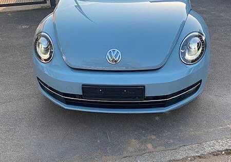 VW Beetle Volkswagen 1.4 TSI Design Cabriolet Design