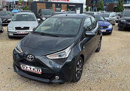 Toyota Aygo (X) Aygo -play Team D