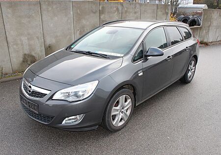 Opel Astra J Sports Tourer Design Edition