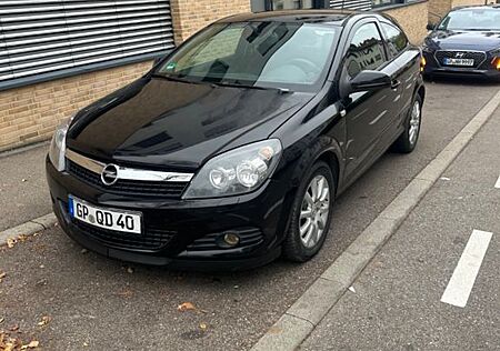 Opel Astra GTC 1.6 ECOTEC 85kW