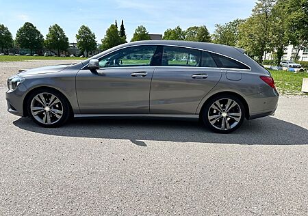 Mercedes-Benz CLA 200 Shooting Brake Automatik Pano Dach