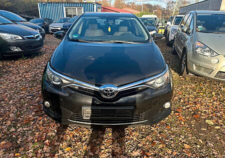 Toyota Auris Edition-S