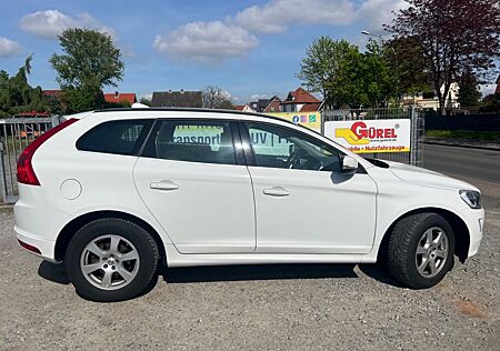 Volvo XC 60 XC60 Momentum 2WD