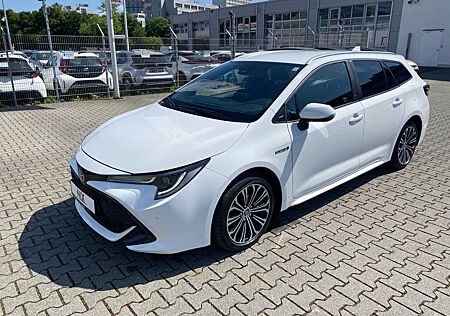 Toyota Corolla Touring Sports 2.0 Hybrid Team D