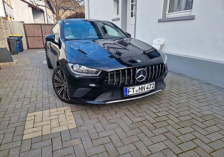 Mercedes-Benz CLA 220 Shooting Brake CLA 220 d DCT Shootin...