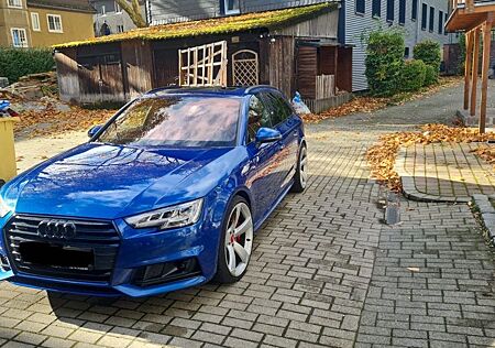 Audi A4 3.0 TDI tiptronic quattro sport Avant sport