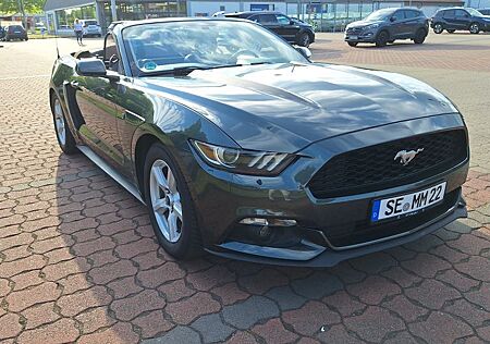 Ford Mustang 2.3 EcoBoost Auto -