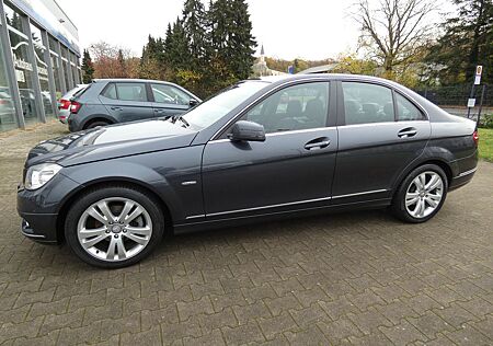 Mercedes-Benz C 180 CGI*2 HAND*XENON*AHK*PDC*SHZ*KLIMA*8xALU*