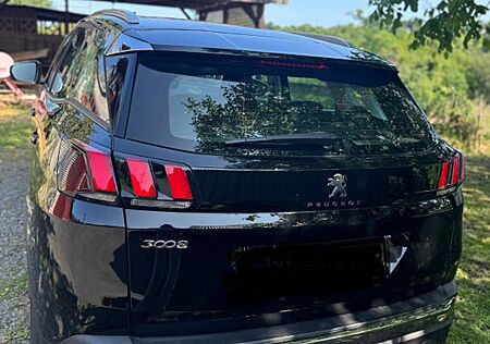 Peugeot 3008 BlueHDi 130 EAT8 Active Pack Active Pack