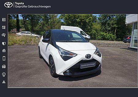 Toyota Aygo (X) -final, PDC, Klimaautom.