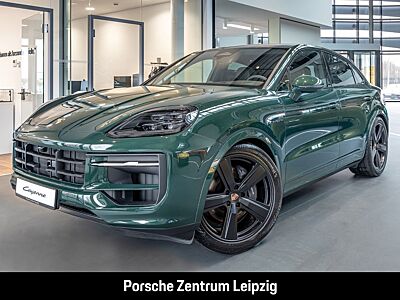 Porsche Cayenne E-Hybrid Coupe Black Edition PTS goodwoo