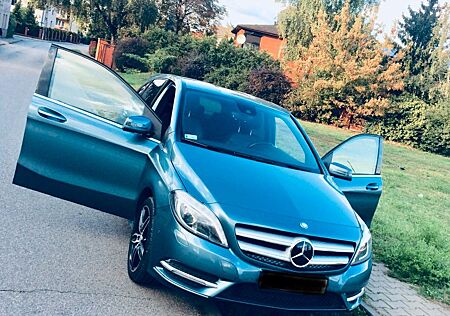 Mercedes-Benz B 200 Style Style