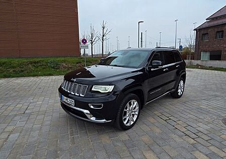 Jeep Grand Cherokee Summit 3.0 V6 M.-Jet 184kW Au...