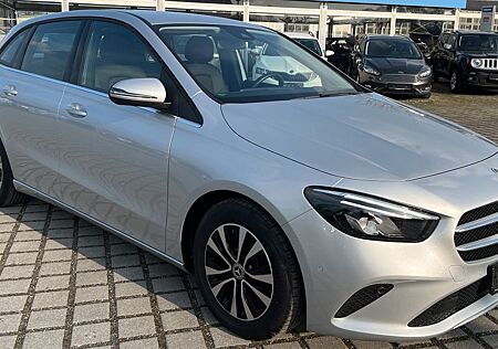Mercedes-Benz B 180 "STYLE" LED|MBUX|RFK|AHK|Park|LHZ+SHZ