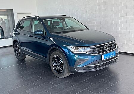 VW Tiguan Volkswagen Life AHK, Navi, PDC,Kamera, Alu, DAB,AH