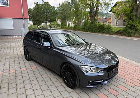 BMW 325d Touring Sport XENON/NAVI/AHK/USW.