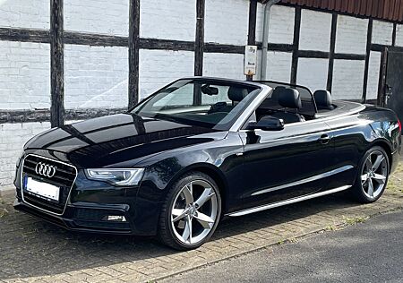 Audi A5 Cabrio 2.0 TDI multitr S-Line in Schwarz